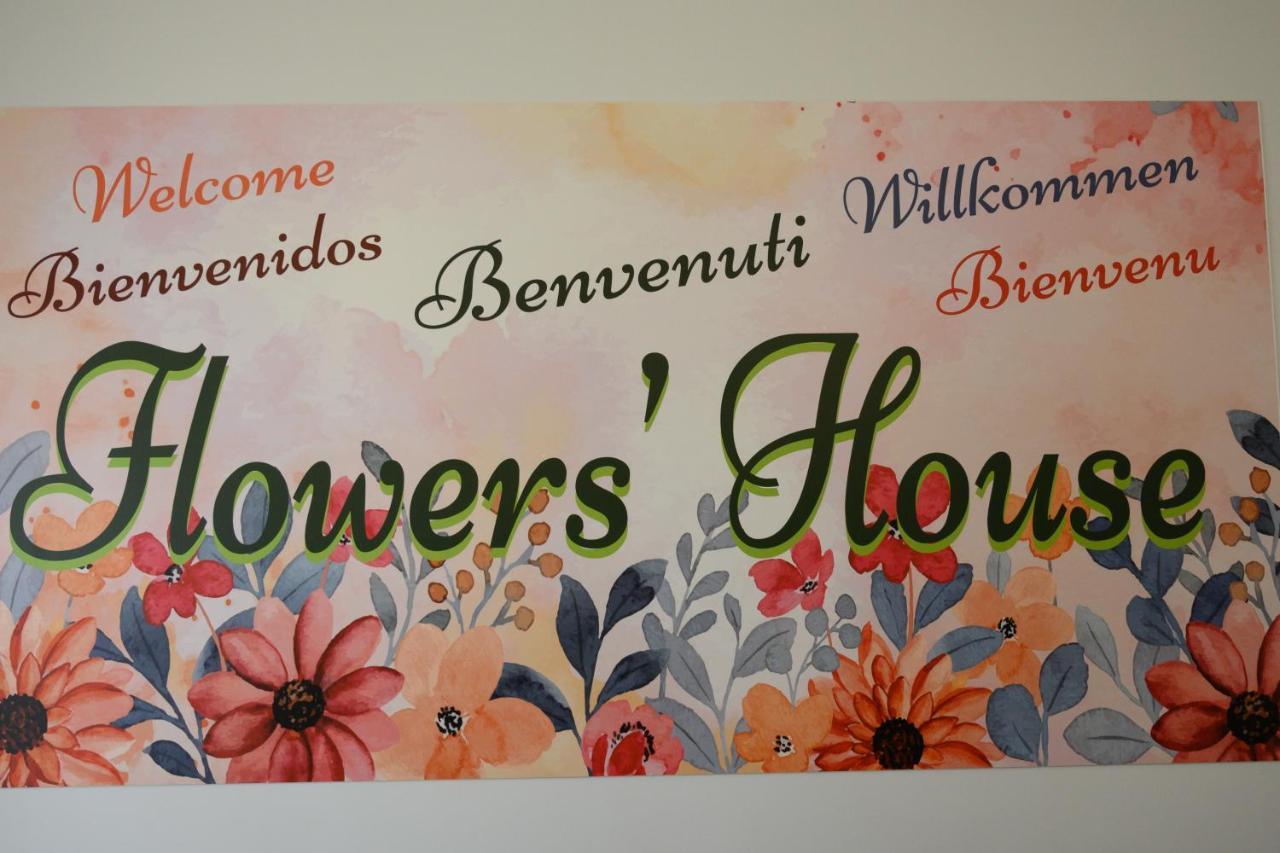 Flowers' House 卡斯特拉玛雷帝斯达比亚 外观 照片